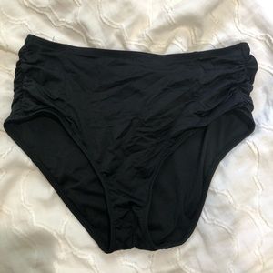 ☑️ high waisted swimsuit bottoms w/ cinched sides